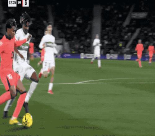 阿德巴约半,场尾端接希,罗精妙长传,NG体育,NG体育app,NG体育官网,NG体育下载,NG体育入口